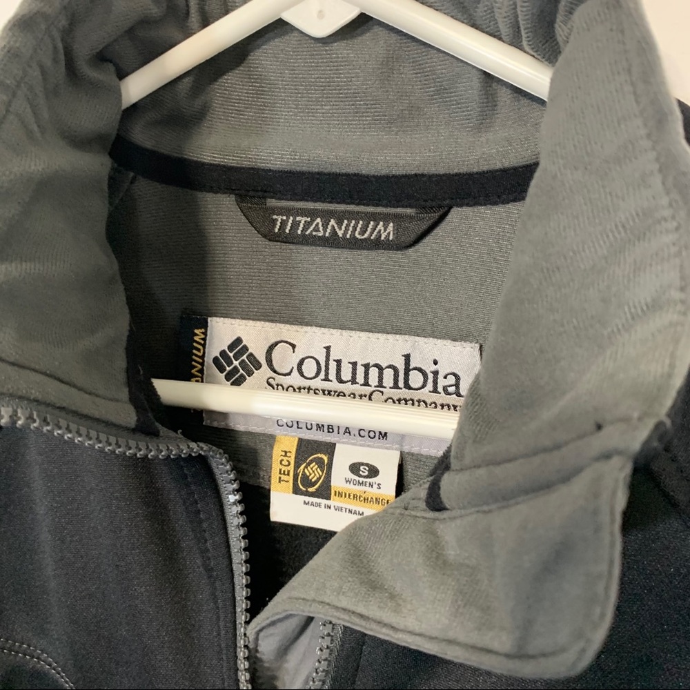 Columbia Jacket Titanium Tech Waterproof - image 2